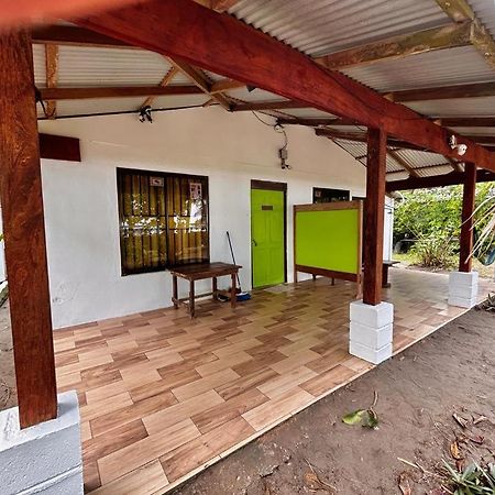 Casa Turtle Bogue Hotel Tortuguero Exterior photo