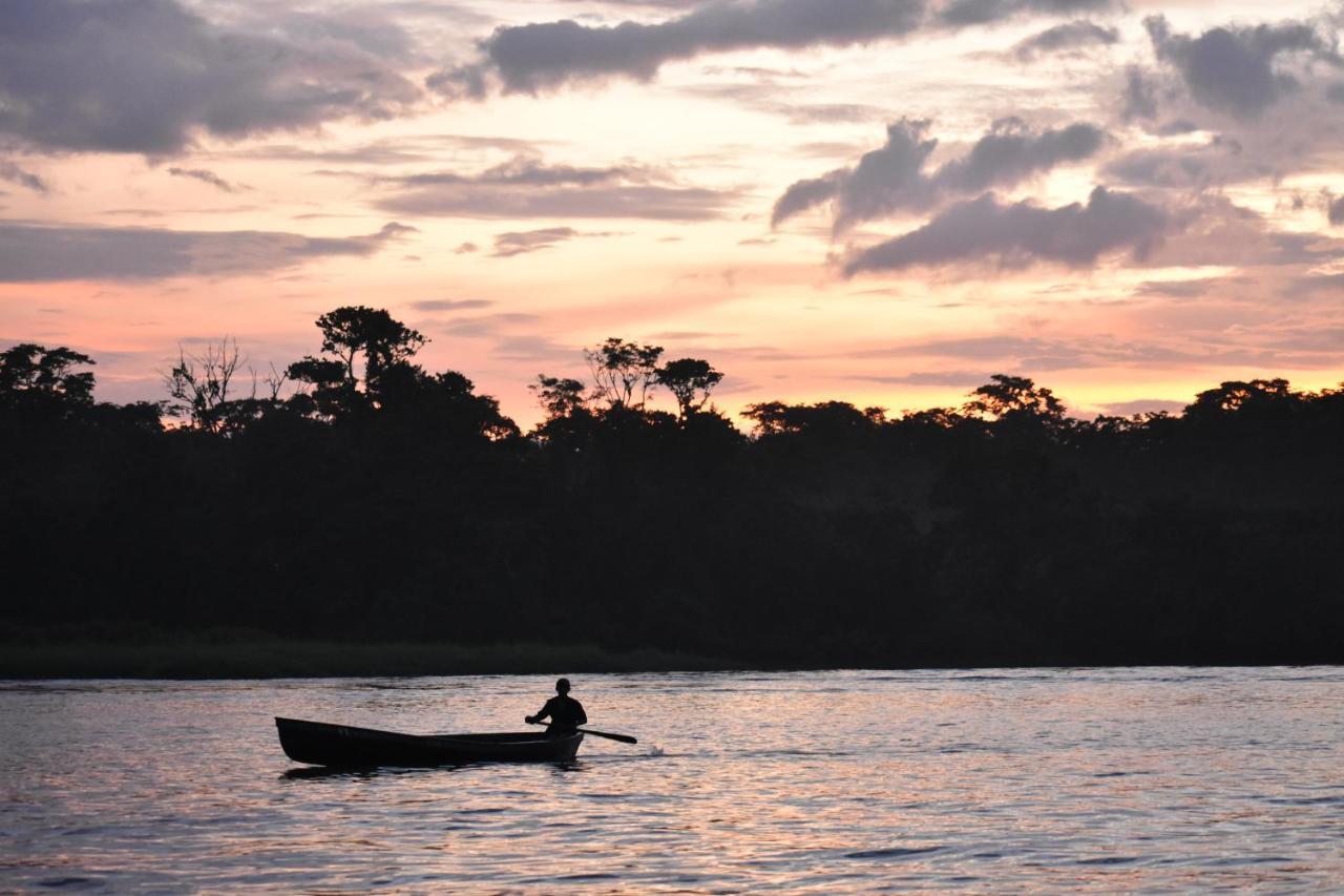 Casa Turtle Bogue Hotel Tortuguero Exterior photo