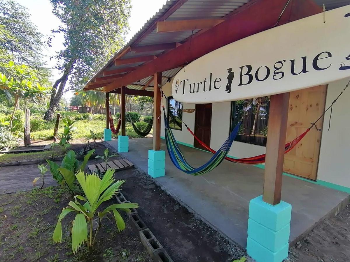 Casa Turtle Bogue Hotel Tortuguero Exterior photo